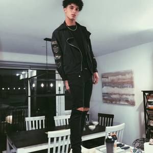 Meet your Posher, Brandon